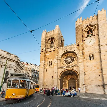 Admiral 77 By Interhome * Lisboa